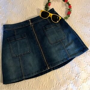 Hollister Denim Jean Mini Skirt Size W27